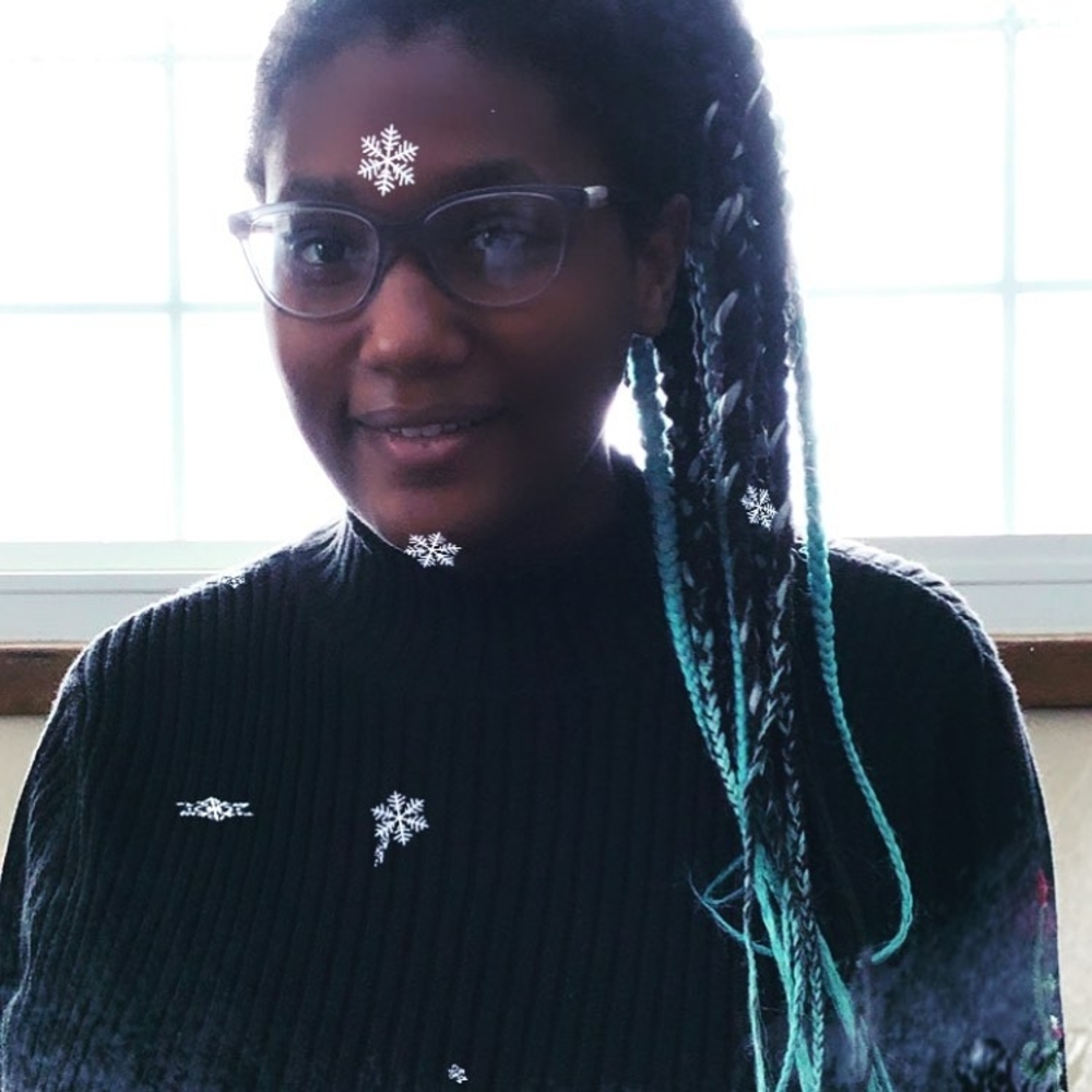 Meet your Posher, Makayla